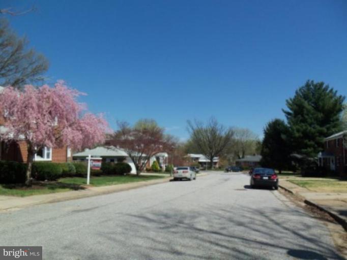 202 Hollen Road Baltimore, MD 21212 - Photo 14 of 29 Street View