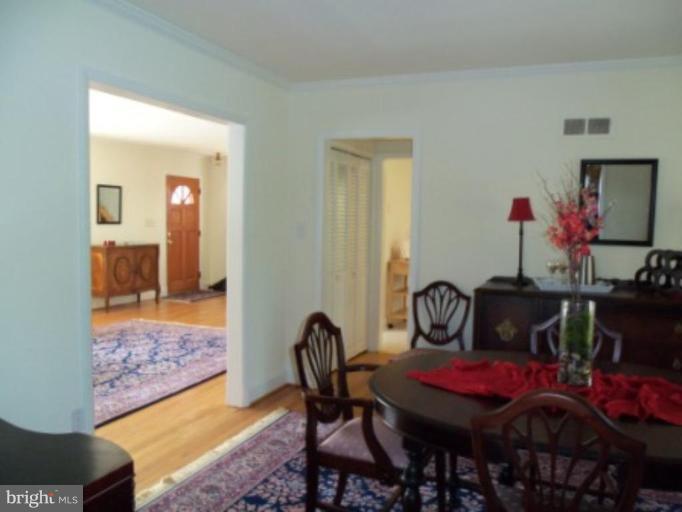 202 Hollen Road Baltimore, MD 21212 - Photo 28 of 29 Dining Room #2