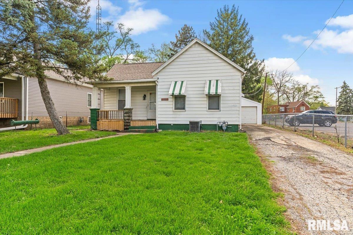 2021 North Peoria Road Springfield, IL 62702 - Photo 1 of 33