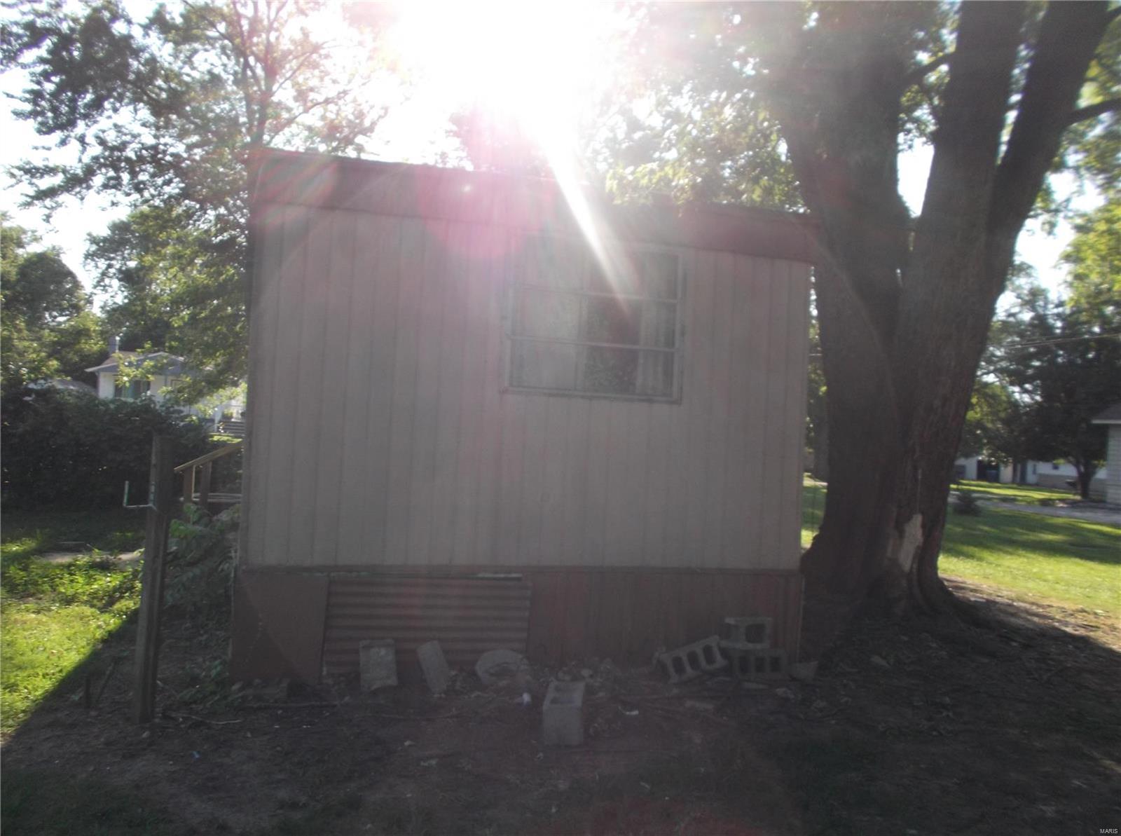 3824 B Street Granite City, IL 62040 - Photo 3 of 7