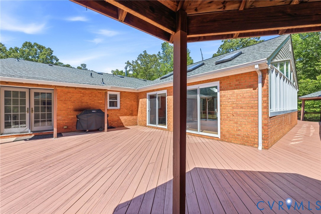 19001 Duval Road Moseley, VA 23120 - Photo 4 of 35