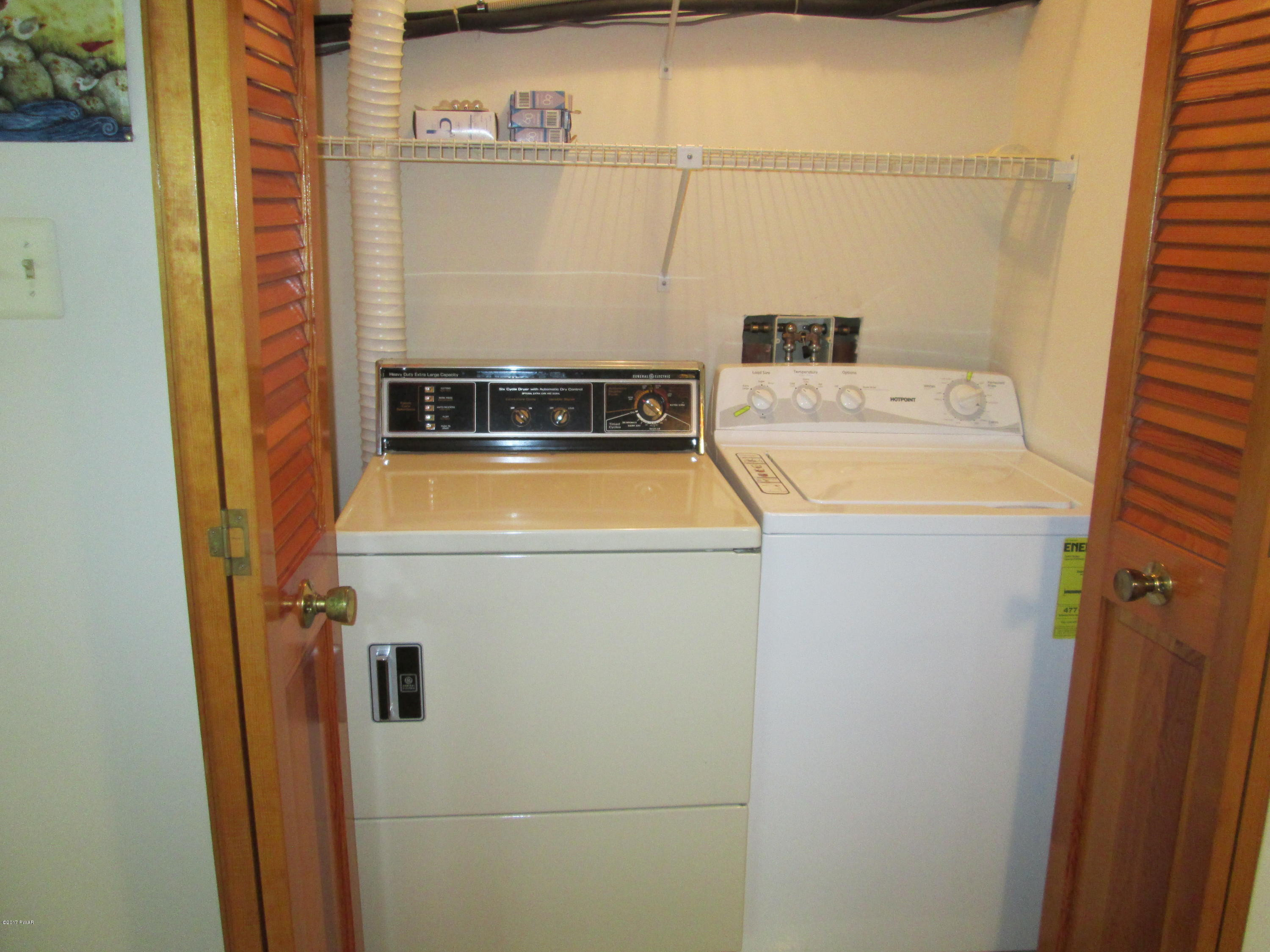65 Edward Road Beach Lake, PA 18405 - Photo 9 of 27 LAUNDRY