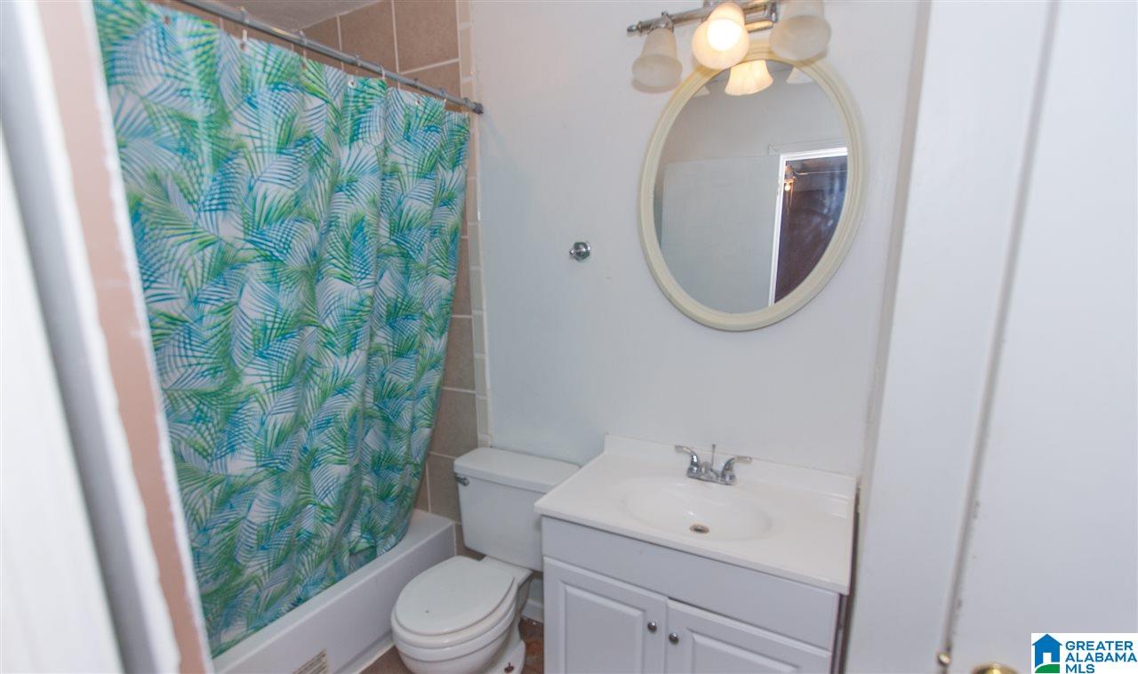 517 Camellia Road Birmingham, AL 35215 - Photo 10 of 31