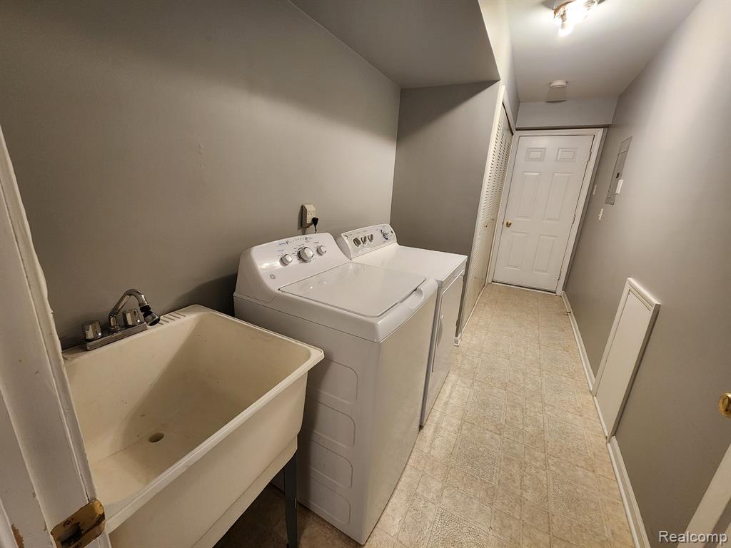 3709 Oakmonte Boulevard, Unit 7 Rochester, MI 48306 - Photo 22 of 27
