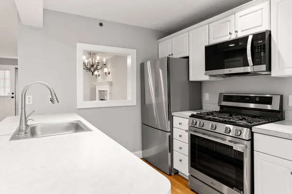 $1,019,000 | 11-13 Parley Avenue, Unit 11B, Boston, MA 02130
