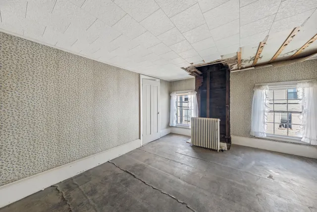 $385,000 | 11 Tillson Avenue, Rockland, ME 04841