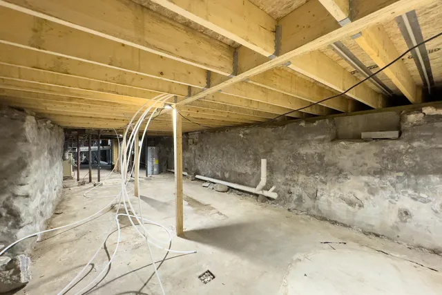 $385,000 | 11 Tillson Avenue, Rockland, ME 04841