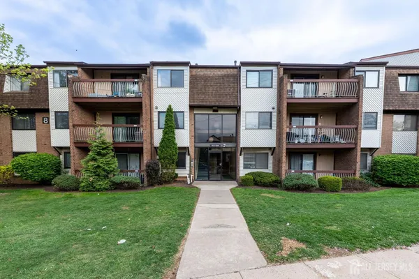 $2,295 | 823 Edison Glen Terrace, Edison, NJ 08837