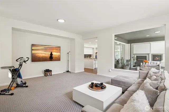 $1,257,500 | 35542 57th Avenue South, Auburn, WA 98001