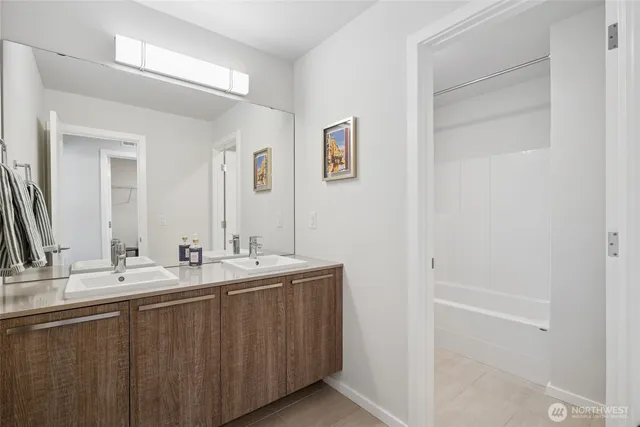 $1,257,500 | 35542 57th Avenue South, Auburn, WA 98001