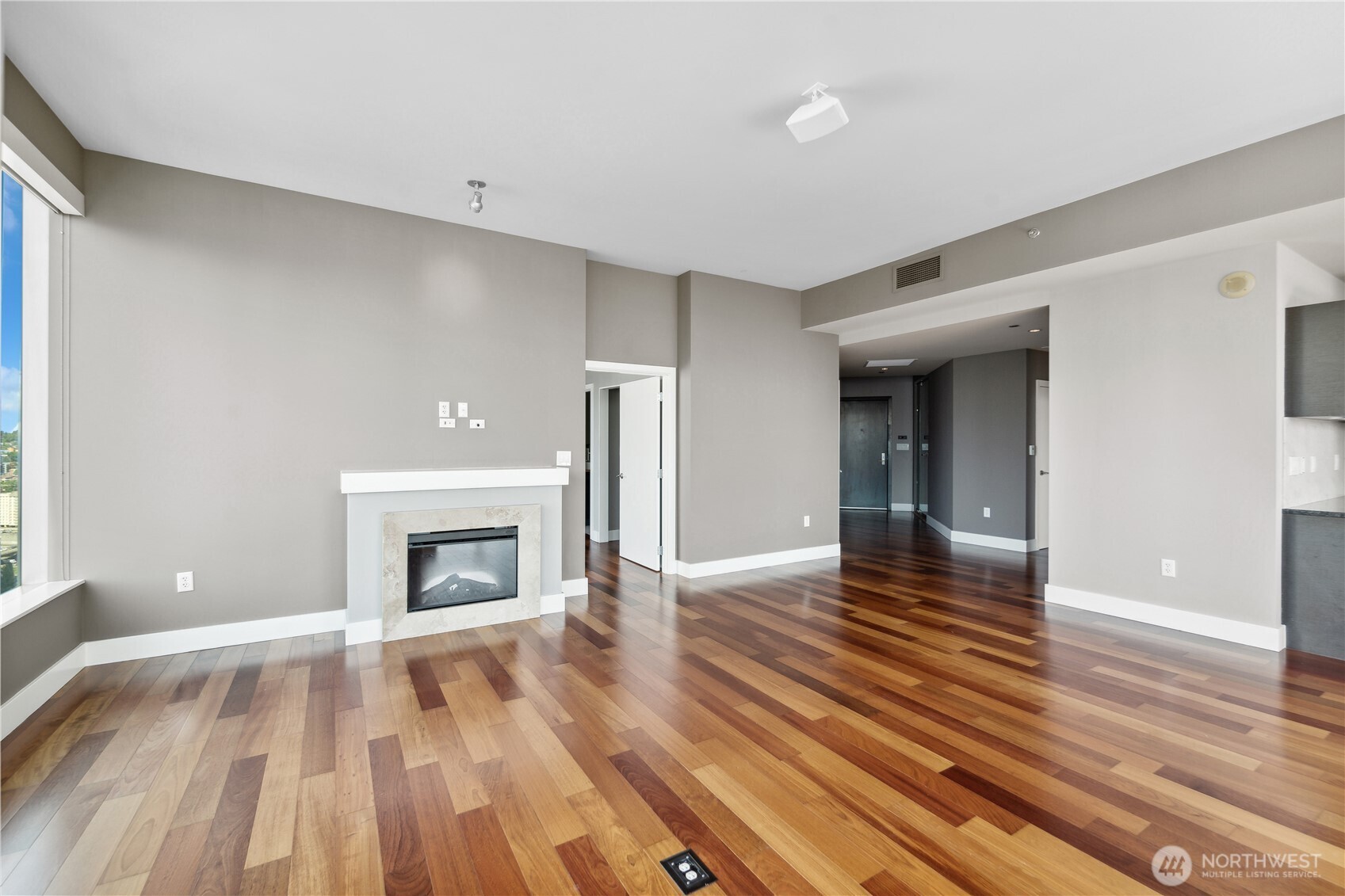 737 Olive Way, Unit 3100 Seattle, WA 98101 - Photo 9 of 33