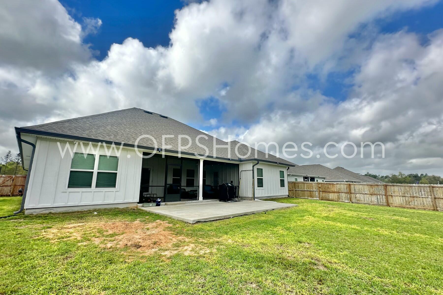 2412 Dakota Way Crestview, FL 32536 - Photo 19 of 43 a view of a house with a yard