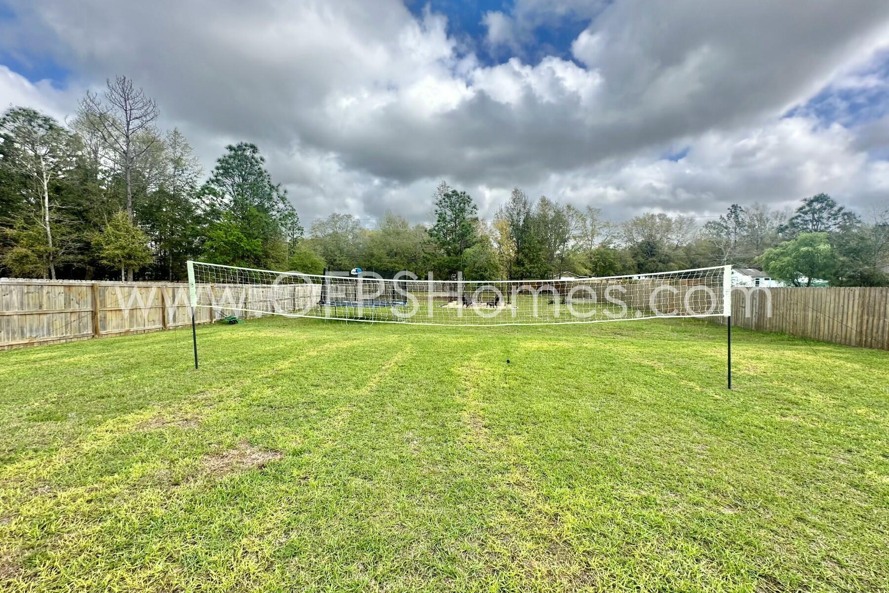 2412 Dakota Way Crestview, FL 32536 - Photo 22 of 43 a view of a park