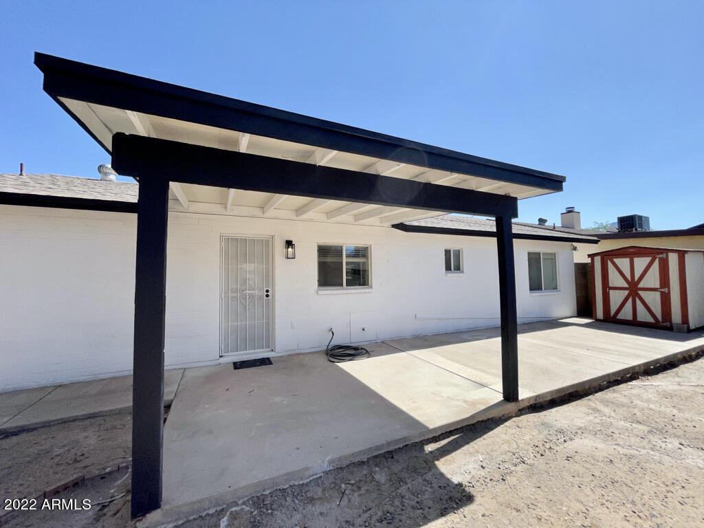 1428 East Carter Road Phoenix, AZ 85042 - Photo 19 of 21 BCKYRD