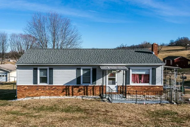 $169,900 | 2502 Mayland Road, Broadway, VA 22815