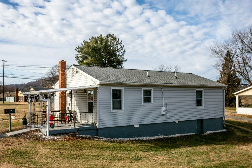 2502 Mayland Road Broadway, VA 22815 - Photo 15 of 20