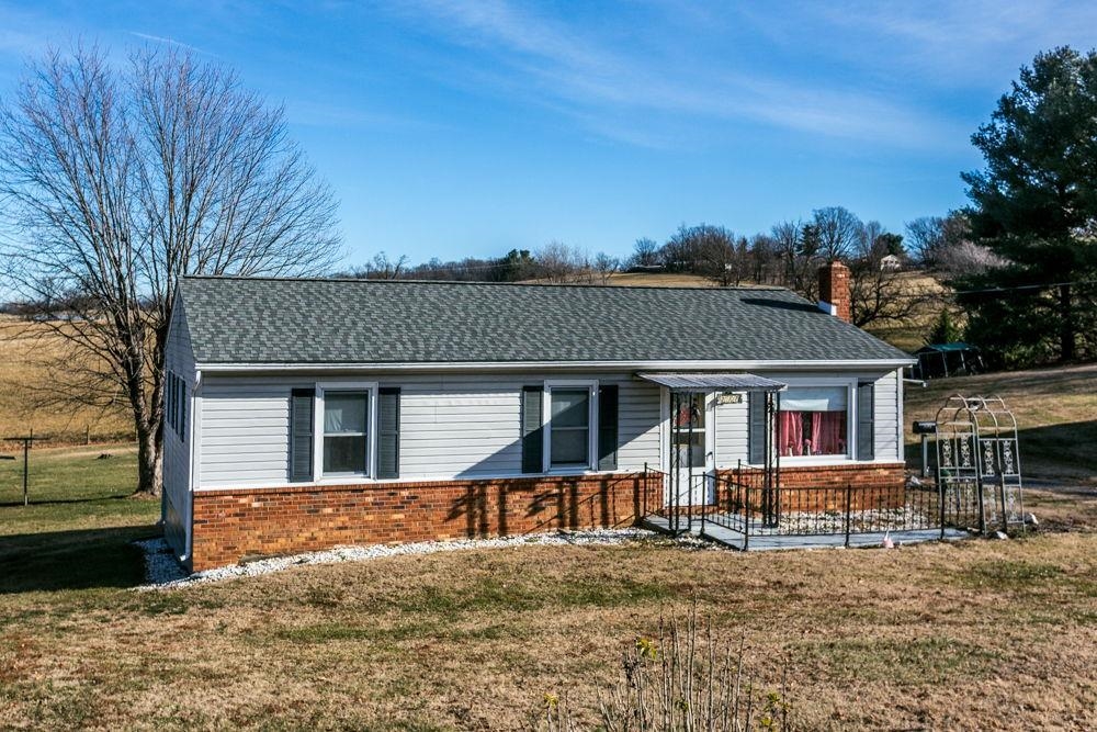 2502 Mayland Road Broadway, VA 22815 - Photo 4 of 20