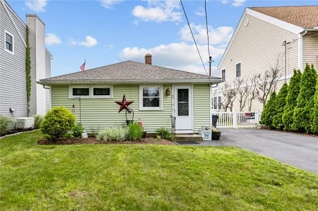 $3,700 | 75 Charlotte Drive, East Greenwich, RI 02818