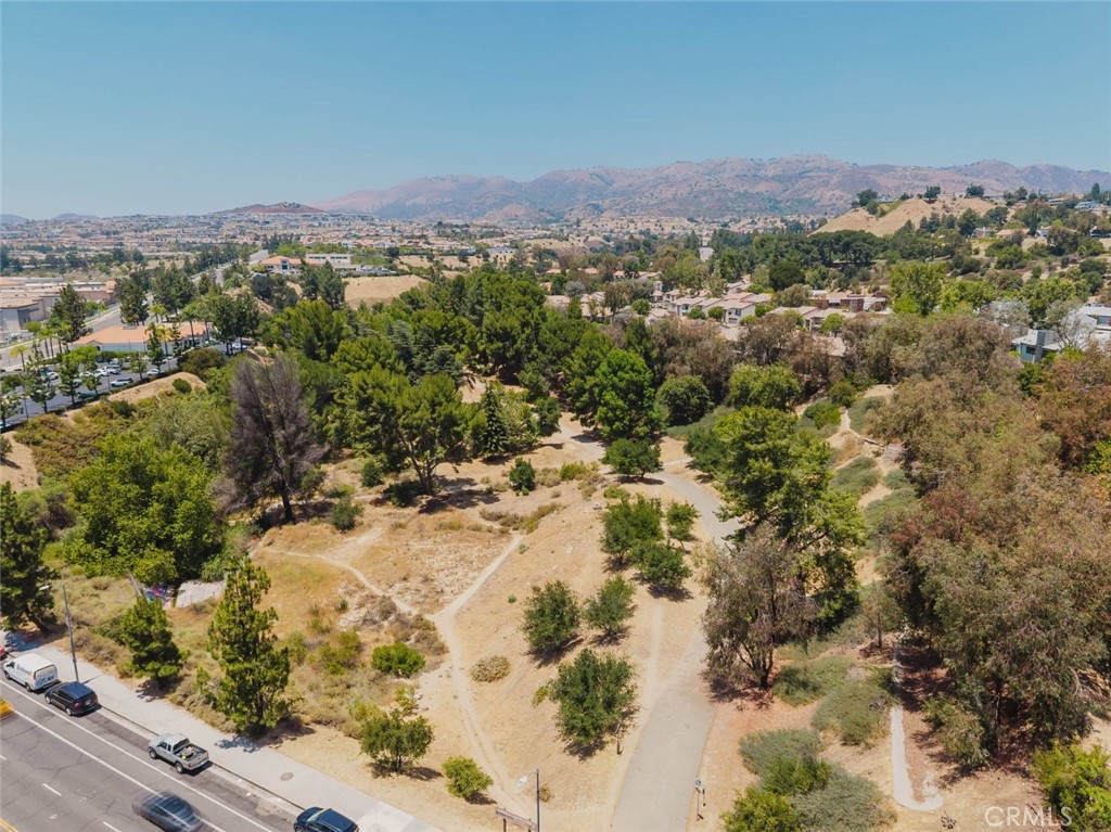 11266 Key W Avenue, Unit 5 Porter Ranch, CA 91326 - Photo 33 of 34