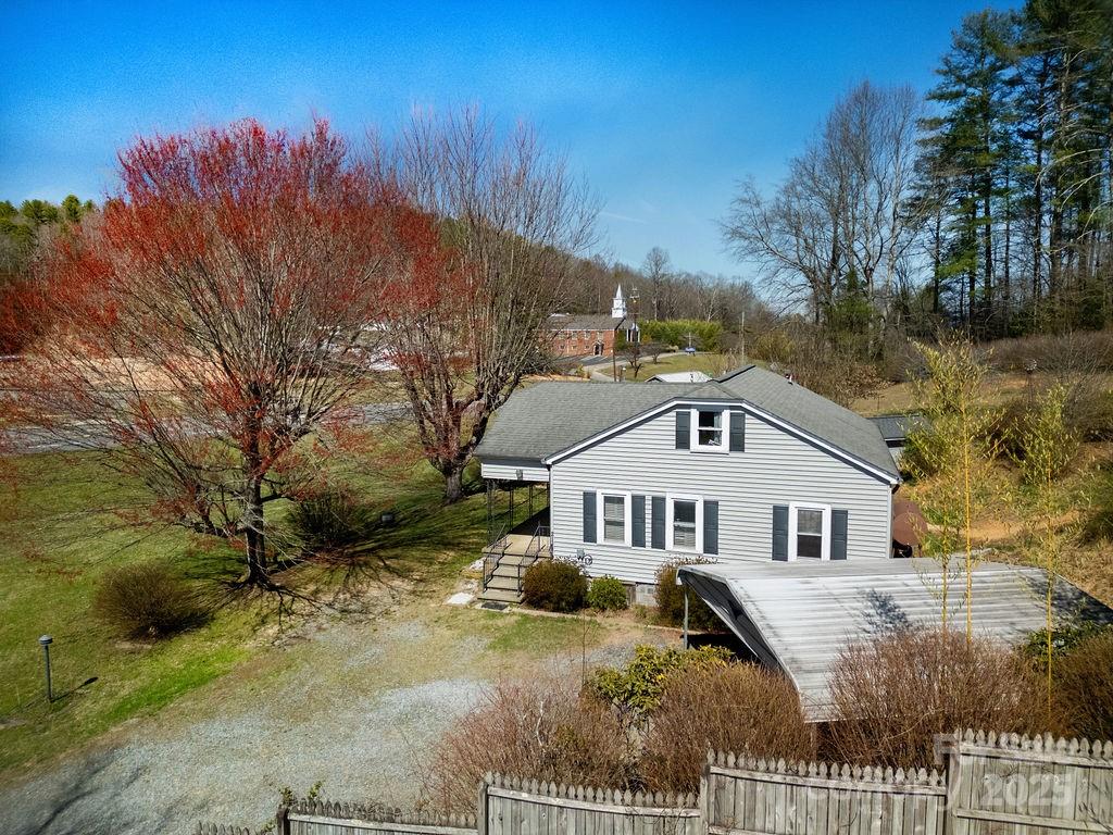 21 Byrd Lane Brevard, NC 28712 - Photo 3 of 34