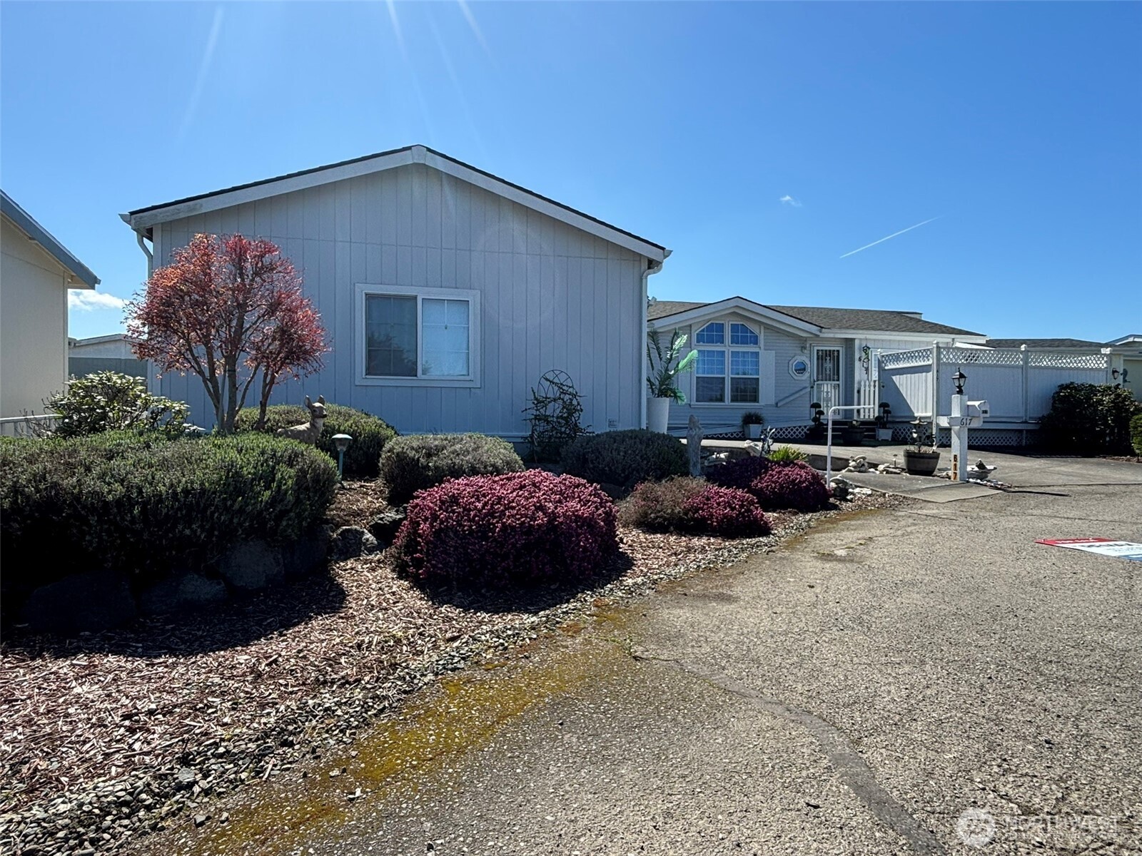 617 North 7th Avenue Sequim, WA 98382 - Photo 3 of 32