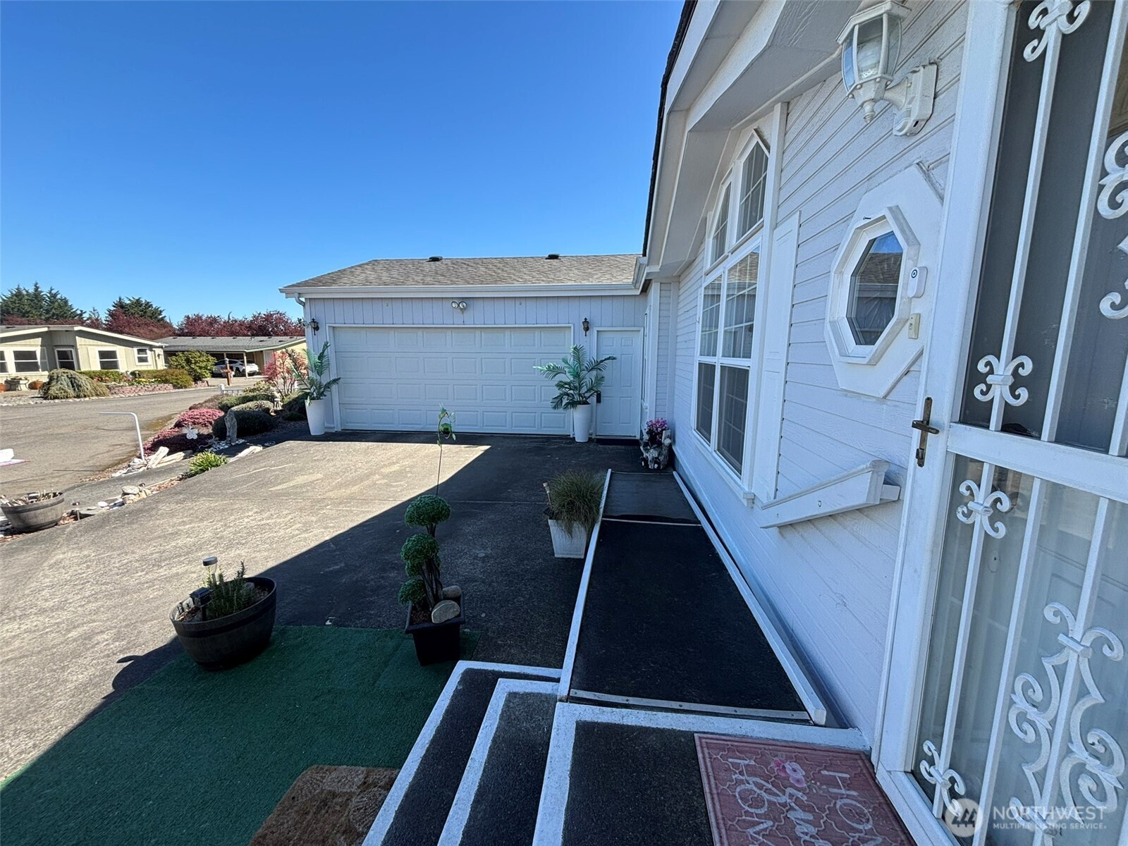 617 North 7th Avenue Sequim, WA 98382 - Photo 5 of 32