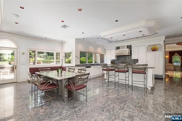 $4,590,000 | 67 Adams Drive, Cresskill, NJ 07626