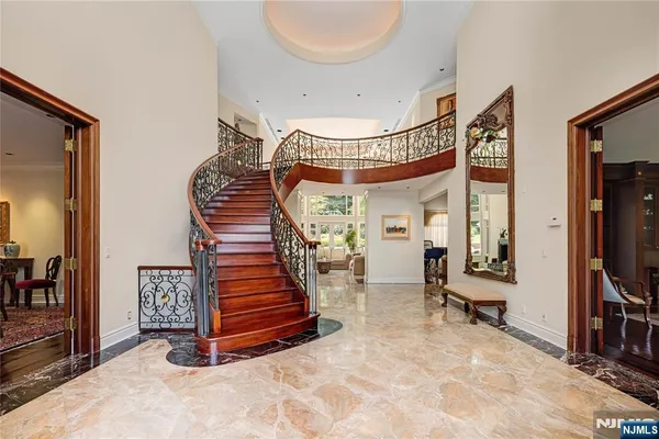 $4,590,000 | 67 Adams Drive, Cresskill, NJ 07626