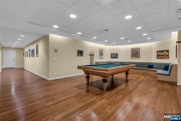 $4,590,000 | 67 Adams Drive, Cresskill, NJ 07626