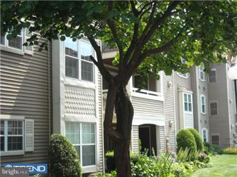 72106 Delaire Landing Road, Unit 106 Philadelphia, PA 19114 - Photo 2 of 7 Exterior Front