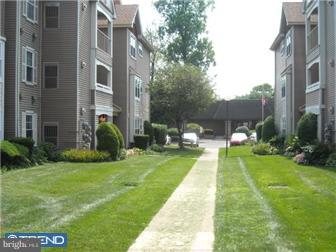 72106 Delaire Landing Road, Unit 106 Philadelphia, PA 19114 - Photo 3 of 7 Exterior Front