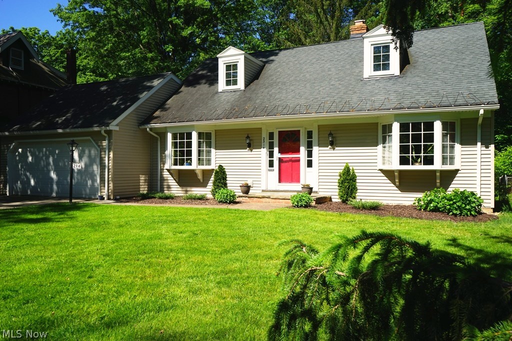 2314 Lamberton Road Cleveland, OH 44118 - Photo 1 of 25