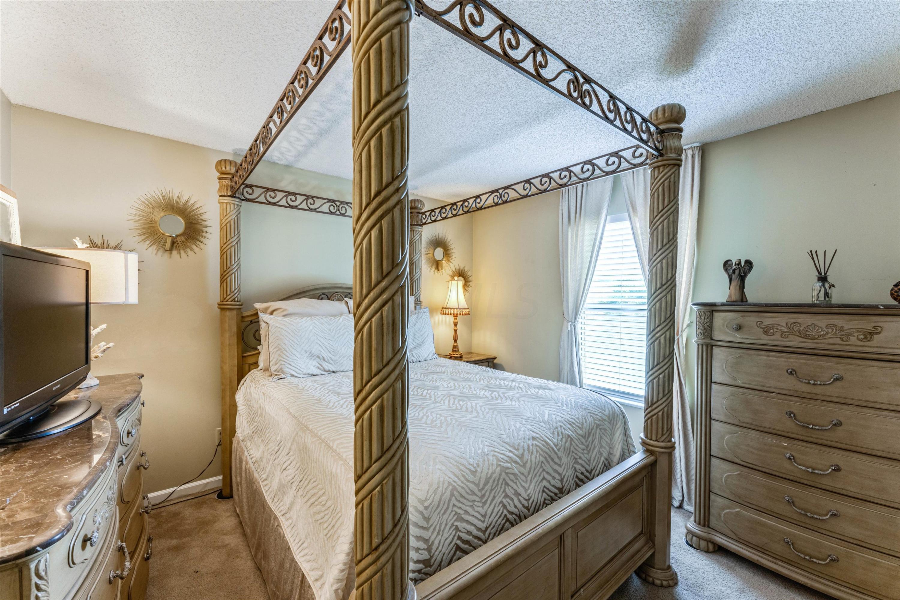 348 Shady Spring Drive Columbus, OH 43230 - Photo 37 of 52