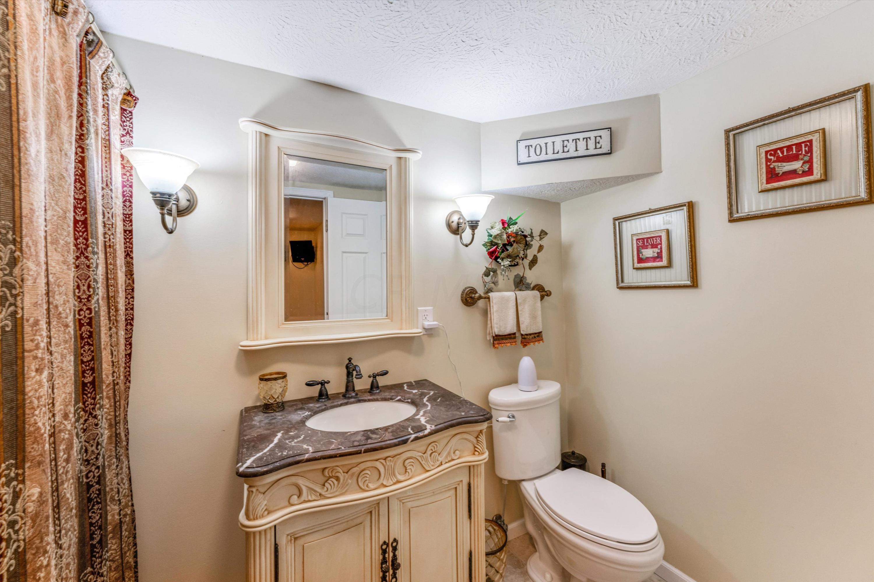 348 Shady Spring Drive Columbus, OH 43230 - Photo 48 of 52