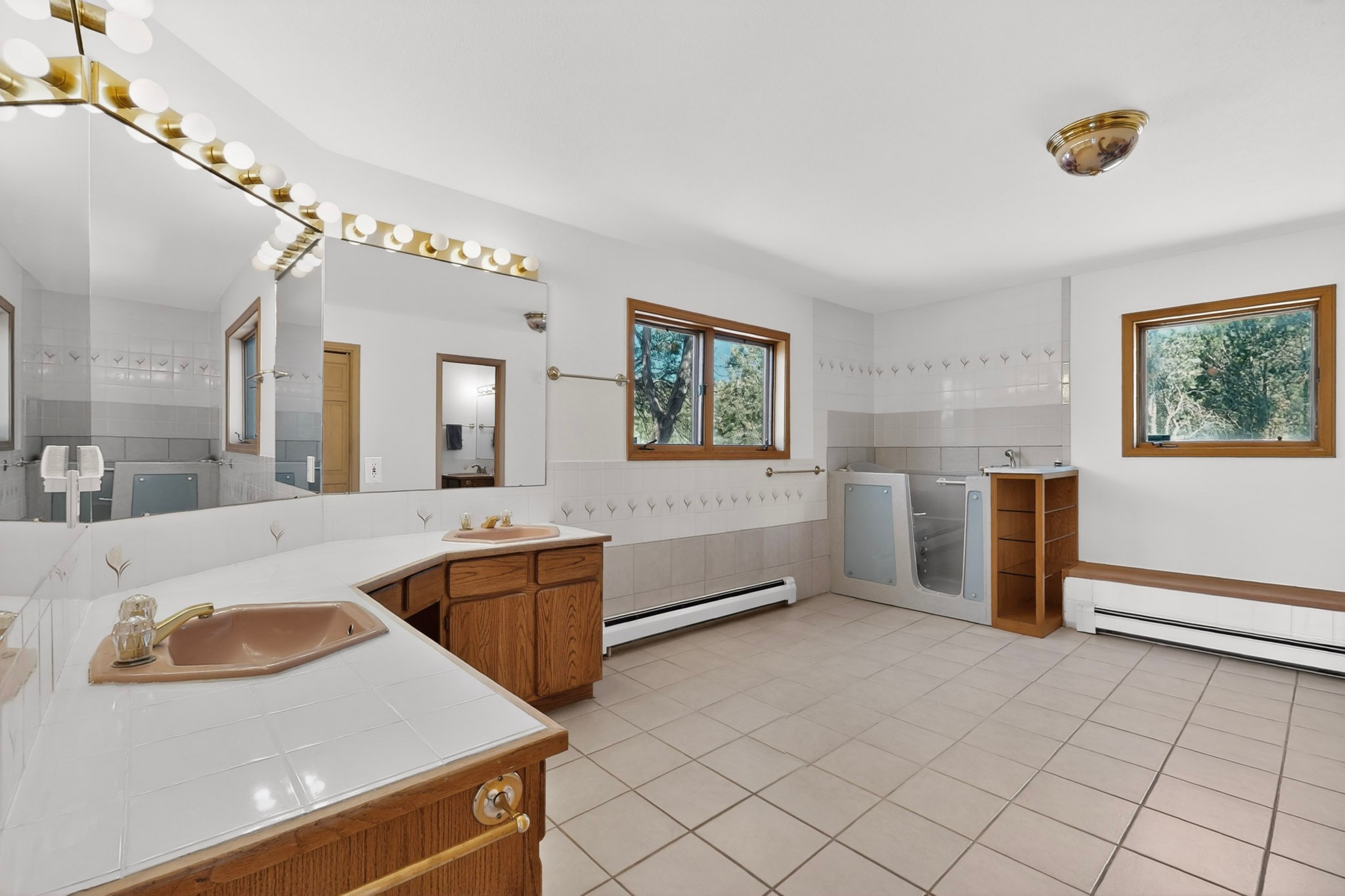 2 Toltec Road Santa Fe, NM 87505 - Photo 26 of 49 Primary Bath