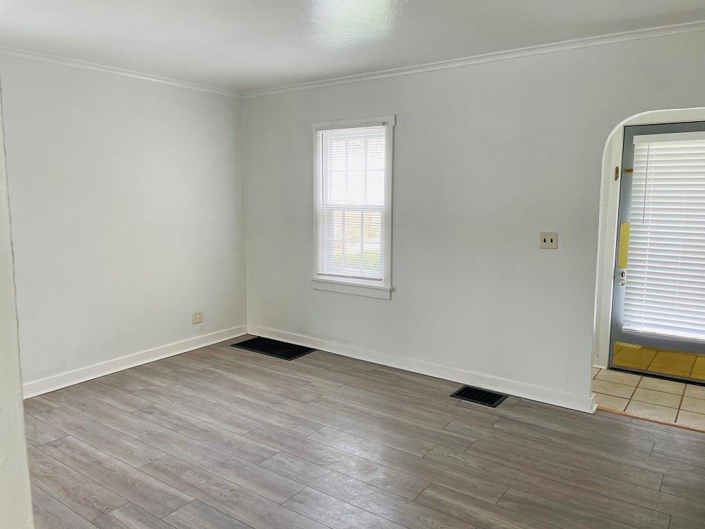 226 Long Road Penn Hills, PA 15235 - Photo 3 of 16 Gallery Image 3