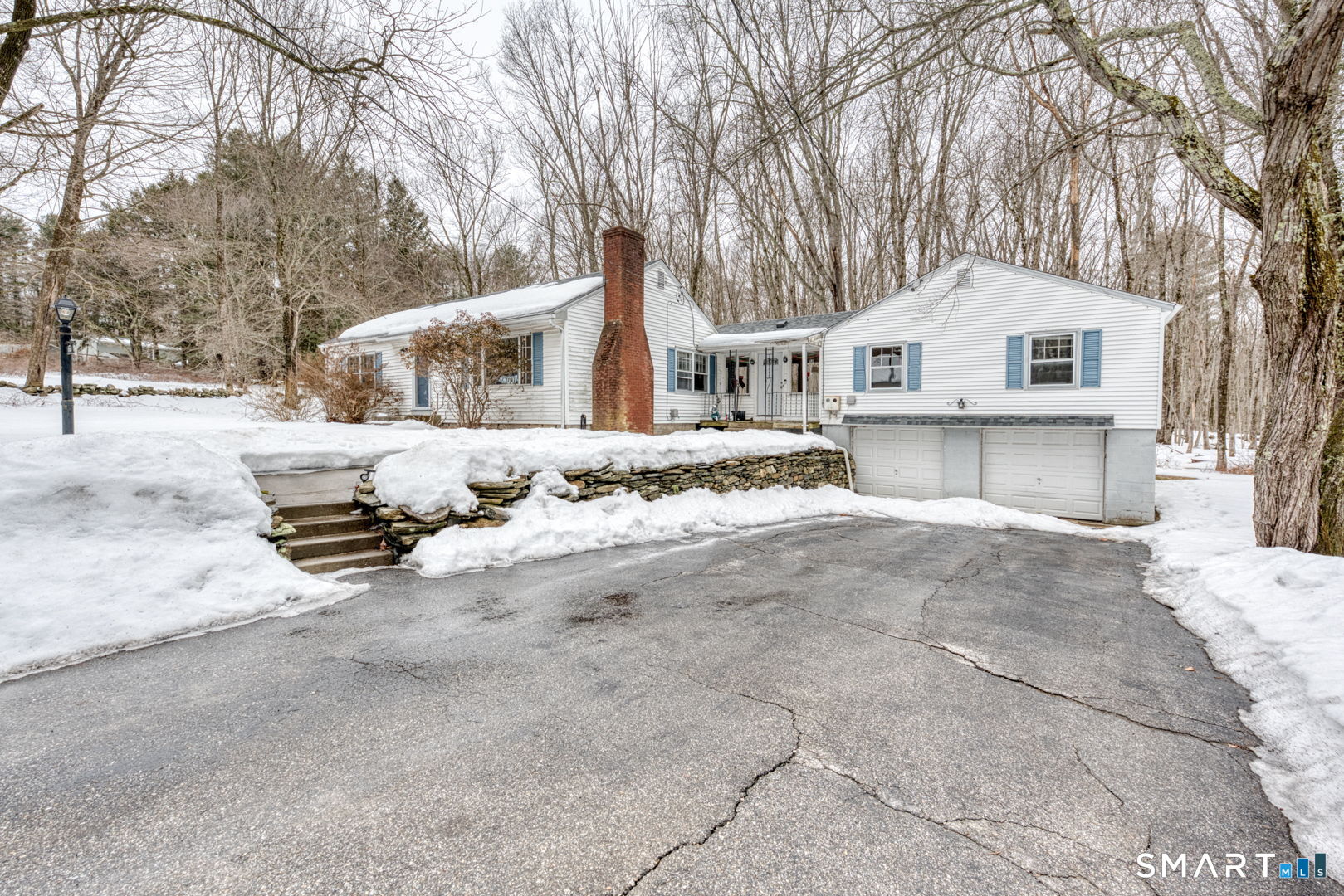 113 Hanks Hill Road Mansfield, CT 06268 - Photo 2 of 39