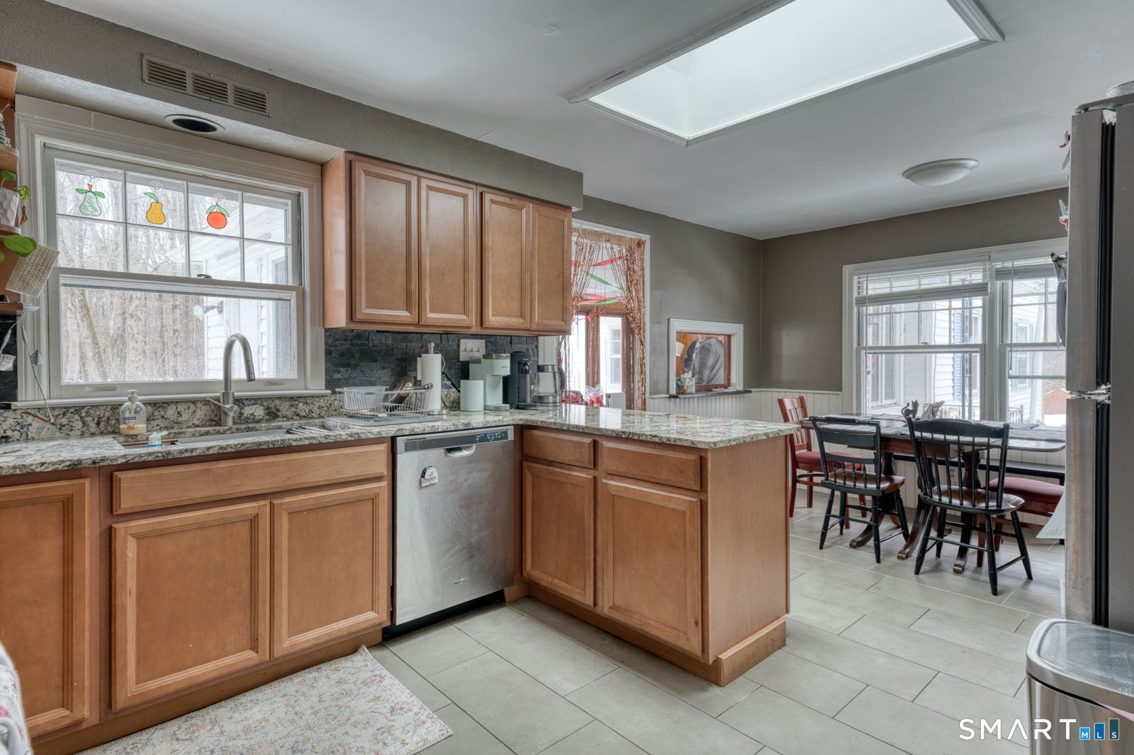 113 Hanks Hill Road Mansfield, CT 06268 - Photo 22 of 39