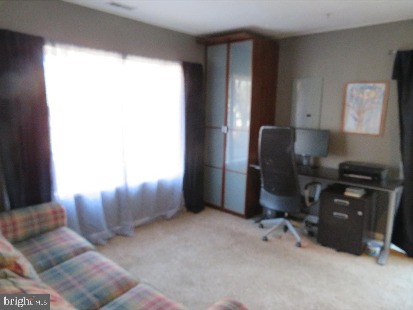 57 Fallenrock Road Levittown, PA 19056 - Photo 18 of 25