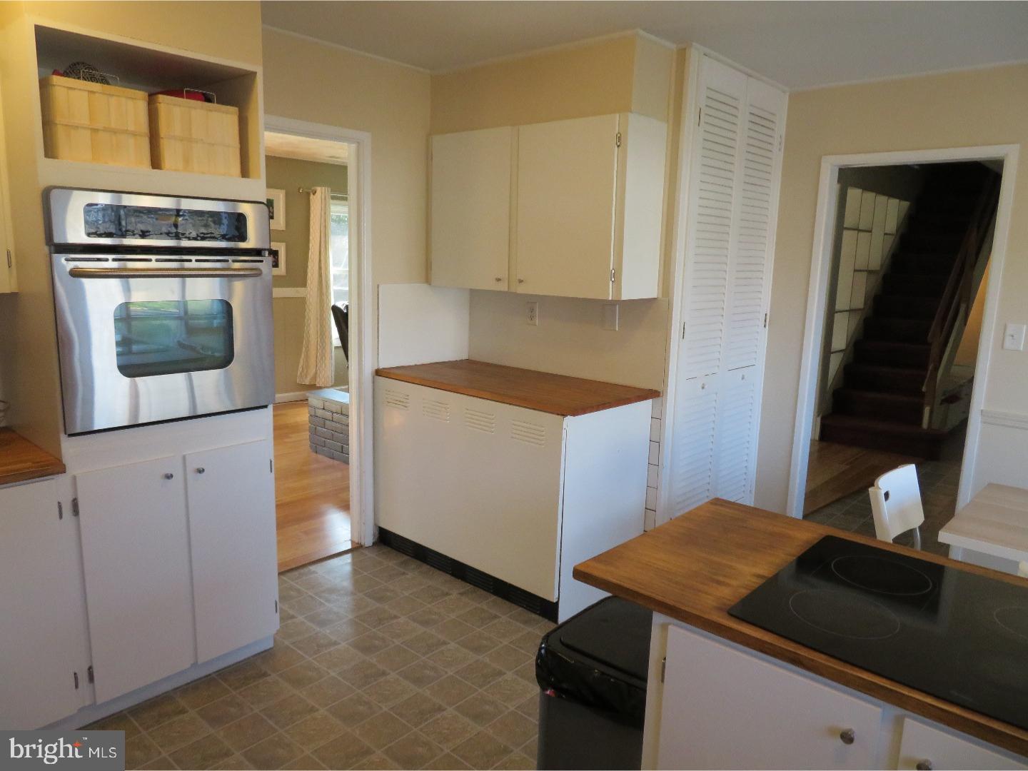 57 Fallenrock Road Levittown, PA 19056 - Photo 6 of 25 Kitchen