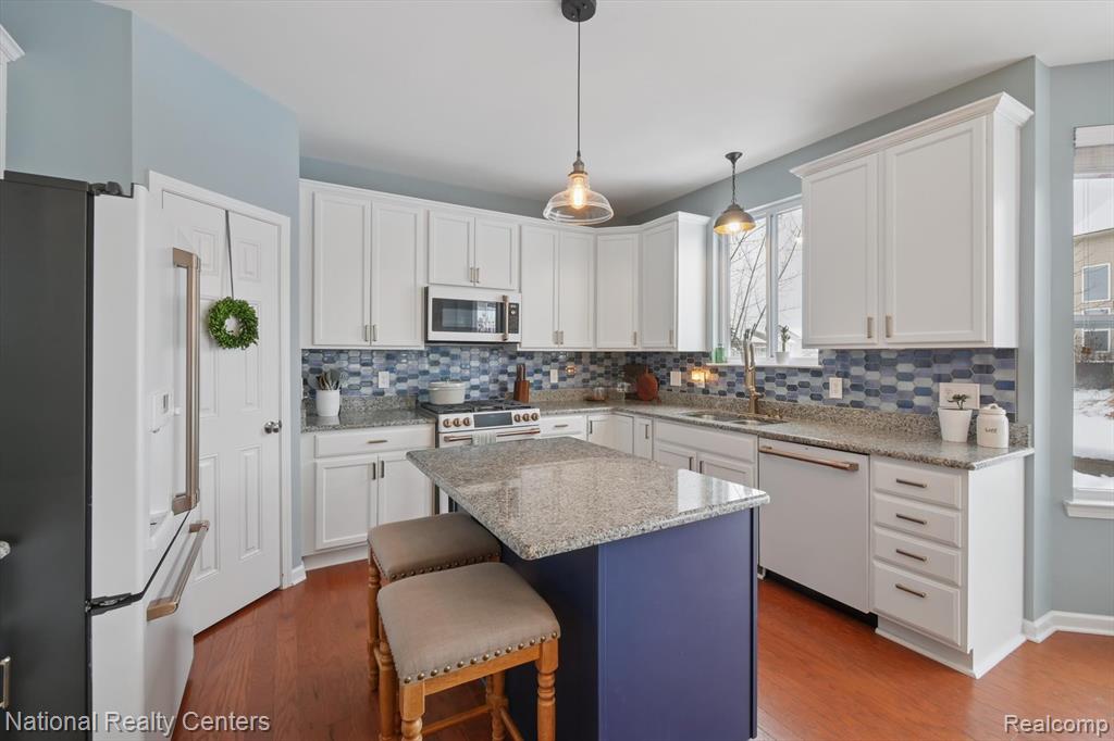 27316 Victoria Road Novi, MI 48374 - Photo 16 of 64 Gallery Image 16