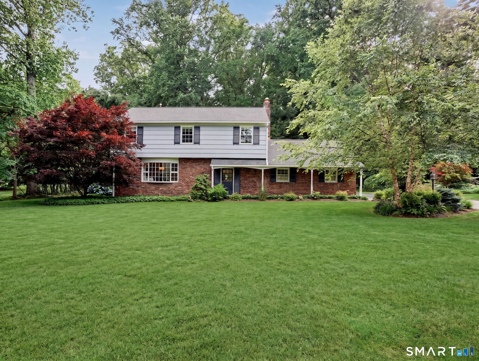 1061 Galloping Hill Road Fairfield, CT 06824 - Photo 1 of 29