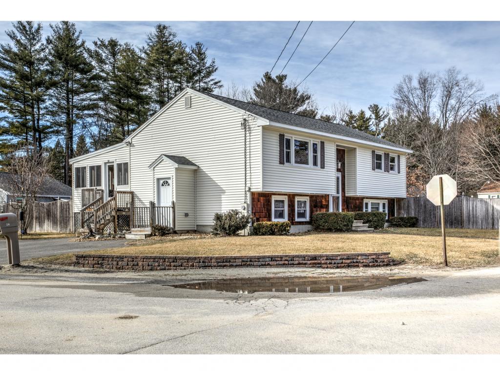 28 Eayers Pond Road Hudson, NH 03051 - Photo 3 of 30