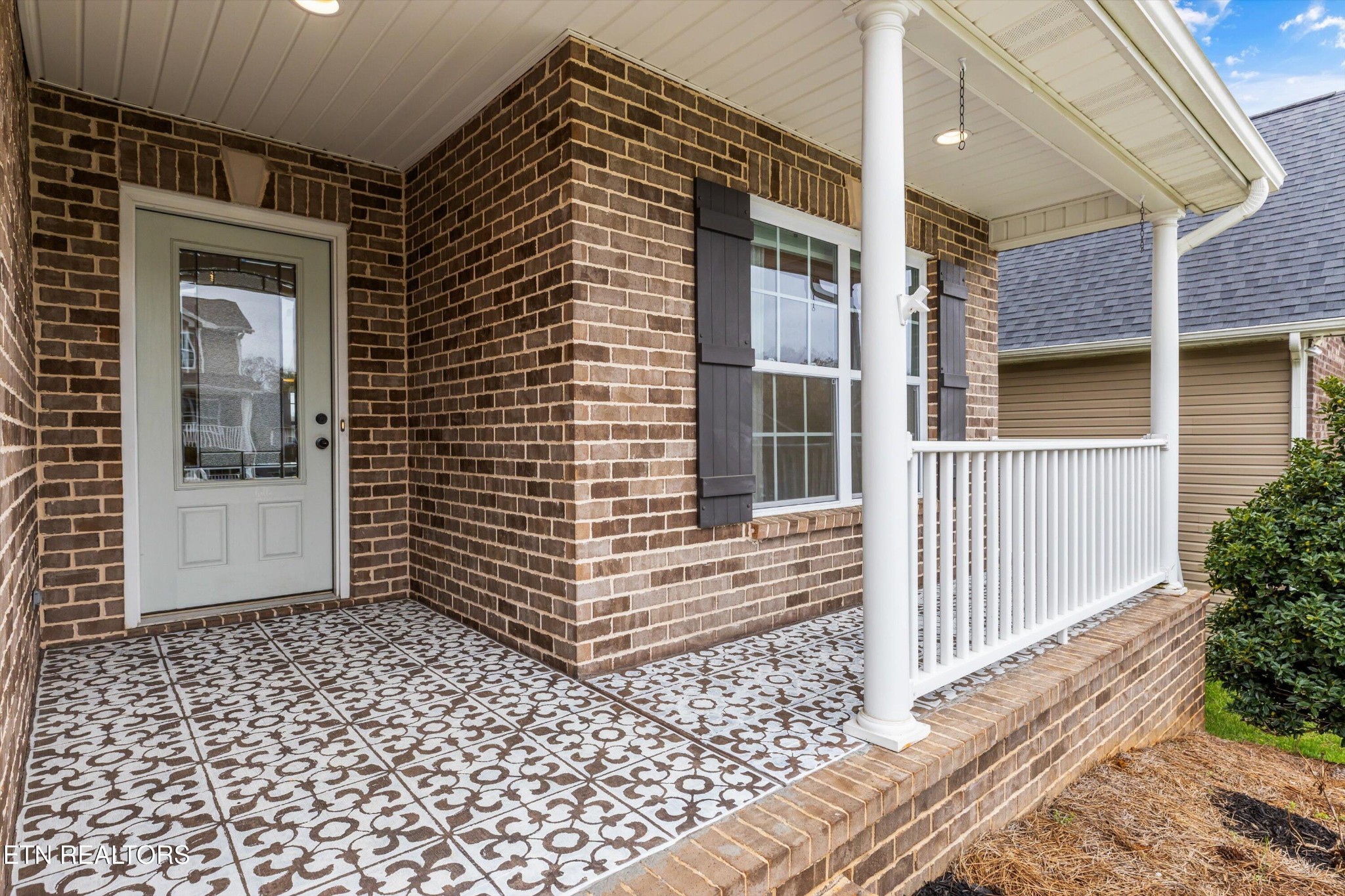 7333 Ladd Road Powell, TN 37849 - Photo 4 of 44 Gallery Image 4