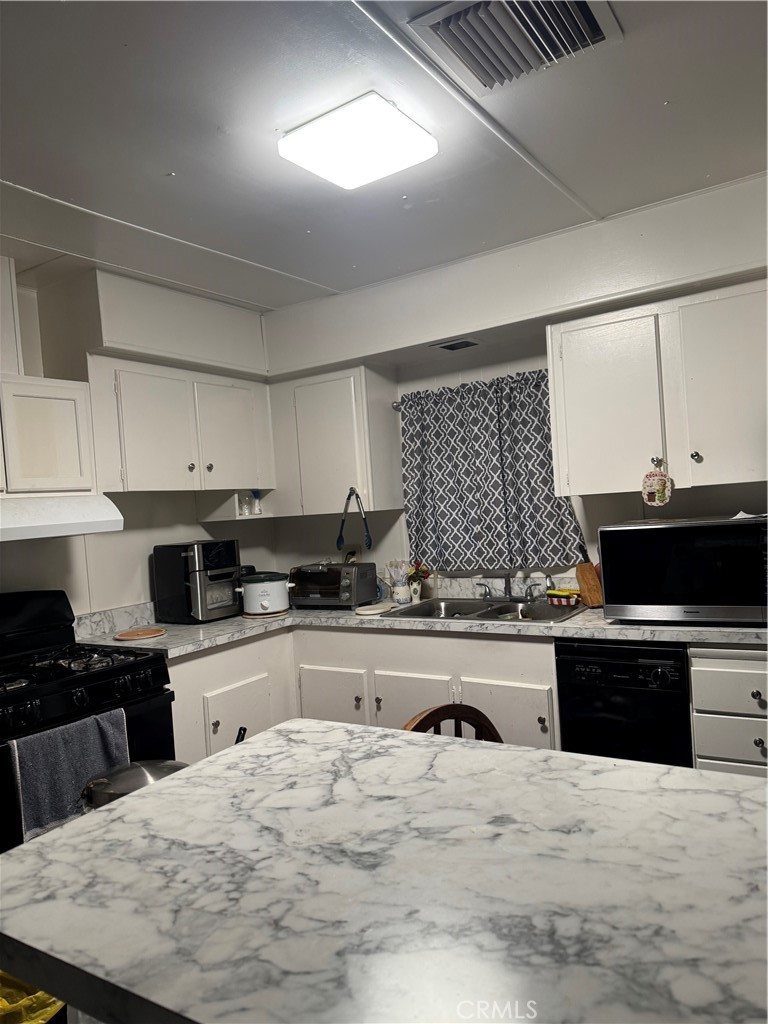 301 East Foothill Boulevard, Unit 101 Pomona, CA 91767 - Photo 12 of 13