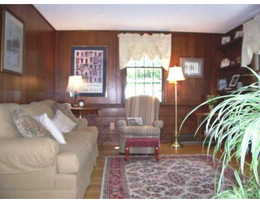 13 Trask Road Boxford, MA 01921 - Photo 9 of 19