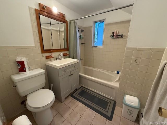 113 Parma Road Island Park, NY 11558 - Photo 9 of 12 a bathroom with a sink a toilet and shower