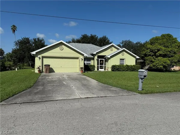 $1,800 | 235 David Avenue, Lehigh Acres, FL 33936