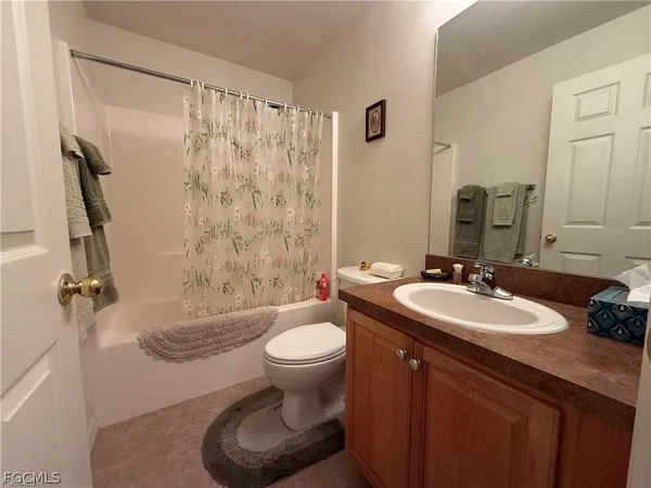 $1,800 | 235 David Avenue, Lehigh Acres, FL 33936