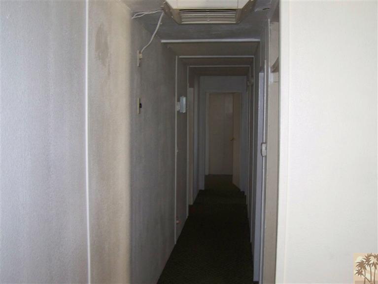 15303 Country View Road Whitewater, CA 92282 - Photo 17 of 25 a view of a hallway